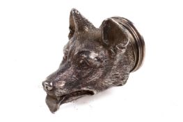A novelty silver snuff bix in the form of a dog's head.