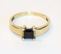 8 k Gelbgold Ring mit Schmuckstein, 2 gr., Gr. 59