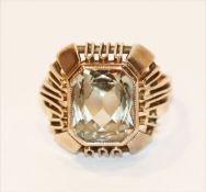 8 k Gelbgold Ring mit Topas, 4,9 gr., Gr. 55