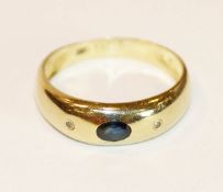 14 k Gelbgold Bandring mit Safir und 2 Diamanten, 1,67 gr., Gr. 50