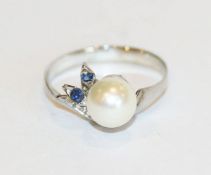 14 k Weißgold Ring mit Perle und 2 Safiren, 3,65 gr., Gr. 59