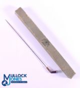 Fine Ladies Golfing Hat Pin - fitted with an amethyst coloured longnose style golf club head and 9ct
