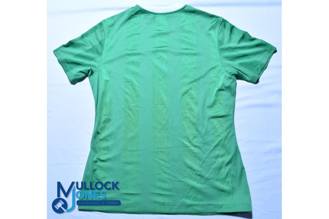 2010-2012 Northern Ireland FC home football shirt. Umbro, size 12, green, with tags - Image 2 of 2