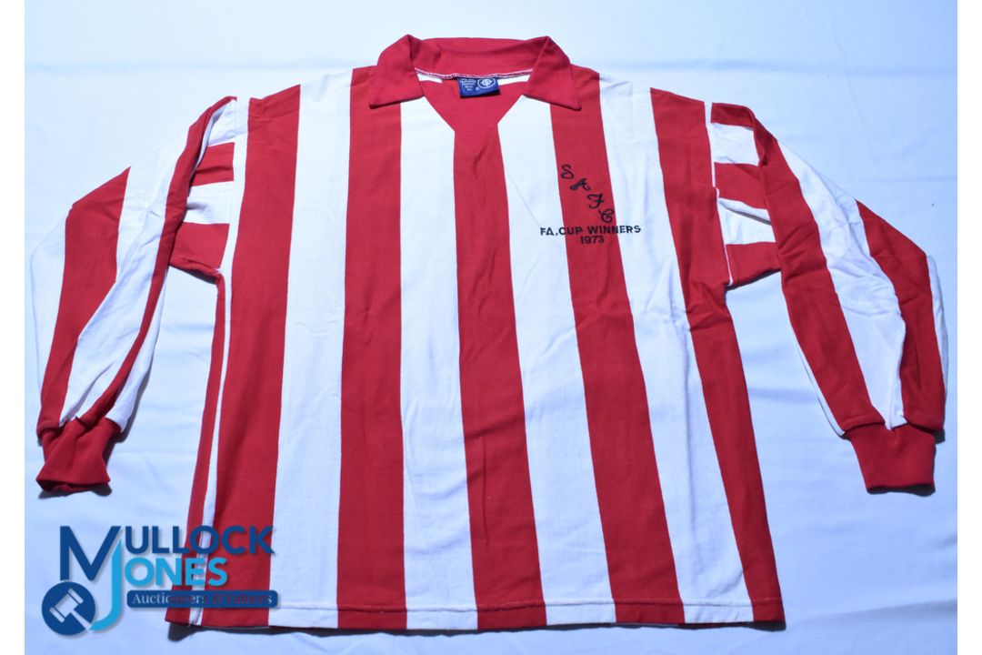 1973 Sunderland FC FA Cup Final Football Shirt. The Fashioned Football Shirt Co. Size L Red/White, - Image 1 of 2