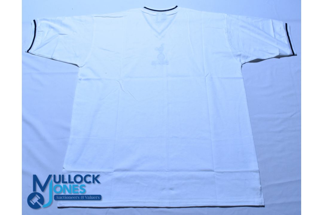 1981 Tottenham Hotspur FC FA Cup Final football shirt. Official Merchandise. Size XL, white, short - Image 2 of 2