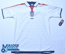 England FC home football shirt 2003-2004 signed by unknown, size M, white, short sleeves with