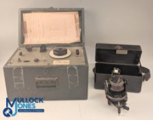 Air Ministry Wavemeter A M W1239 in wooden crate/box, with an astro compass MKII in plastic