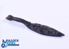 Maori Traditional Carved Dark Wood Dagger: Classical folk art work on this approx. 7