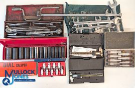Modern & Vintage Tools Collection to include callipers, socket sets, screw drivers, sockets
