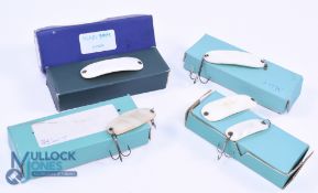 Collection of 5 early Mother of Pearl spoons, in sizes 2