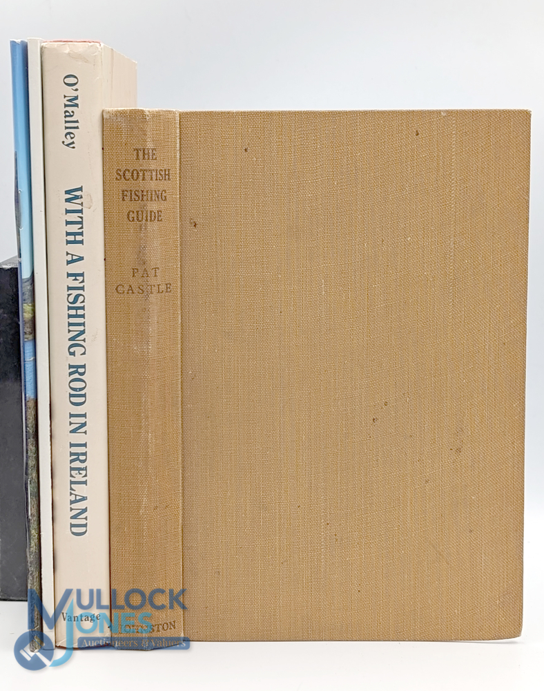 Ireland & Scotland Fishing Books, The Scottish Fishing Guide Pat Castle, with its map to back of