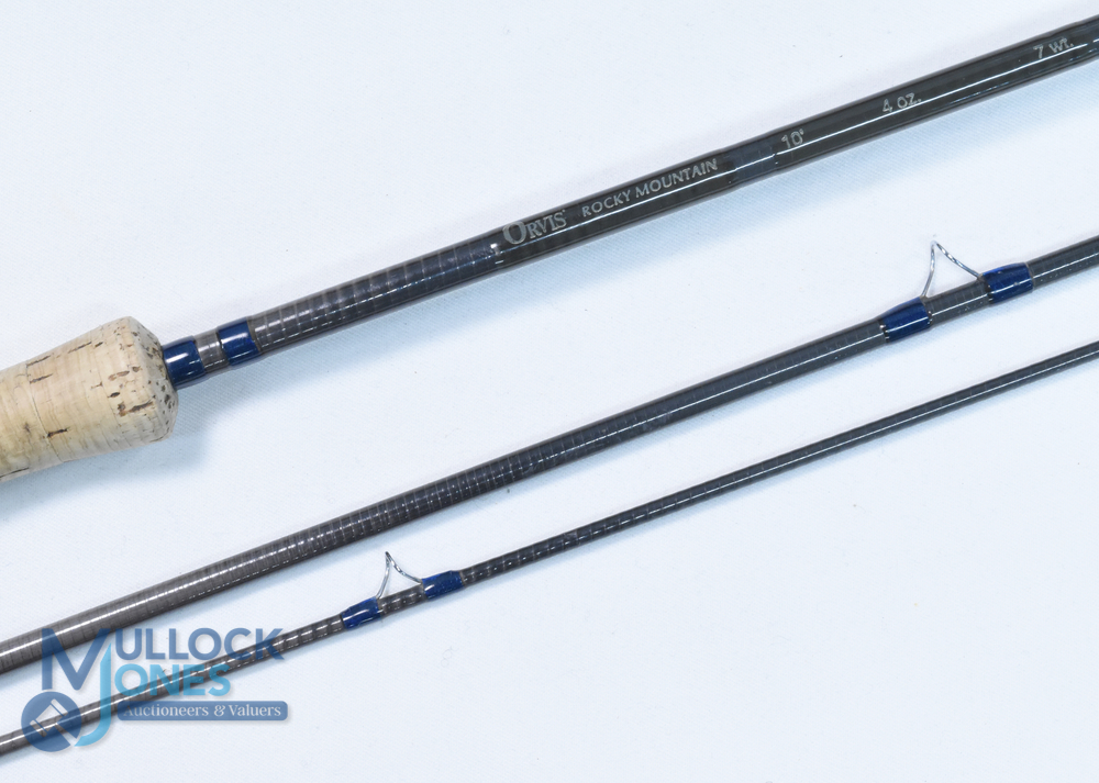 Orvis USA Rocky Mountain 4oz carbon trout fly rod 10ft 3pc line 7#, double alloy uplocking reel - Image 2 of 3