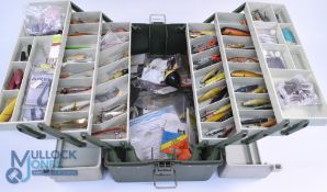 Snowbee for Shakespeare large cantilever tackle box, 17