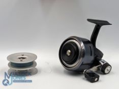Abu 50g closed face spinning reel with 2 spare spools, handle tensioner, runs very well, in zip