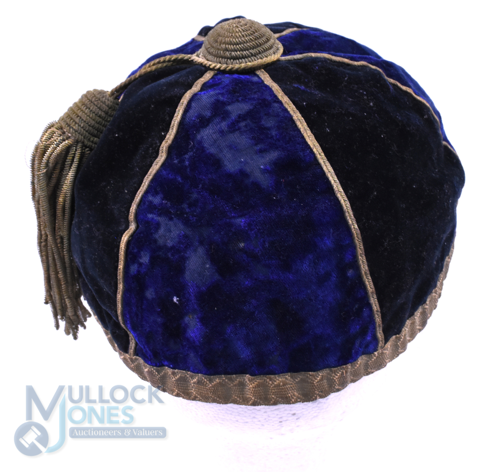 1889 DS (Devonport S?) FCC Velvet Rugby Honours Cap: Marvellous outer, frayed silk inner to this - Image 2 of 2