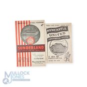 1957/58 Sunderland v Manchester Utd Div. 1 match programme 7 April 1958; Newcastle Utd v