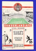1951/52 Sunderland v Manchester Utd Div. 1 match programme 8 March 1952; fair. (1)