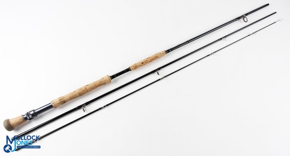 Thomas & Thomas 9’ 3 piece saltwater fly rod, line #12, rod No. 02-183, model code: VE912S-3, - Image 2 of 4