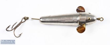 Rare Leonard Crossle Gravity Minnow with removable head, body measures 2 ¾