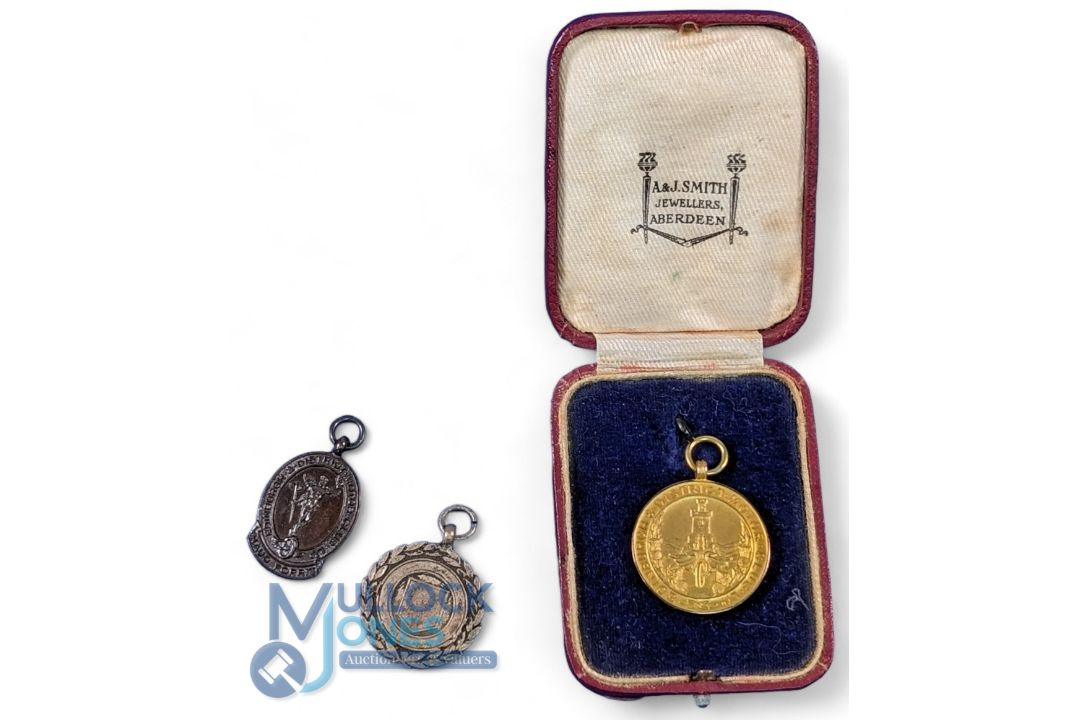 Scottish Six Days Motor Bike Trial Medals, 1923 9ct Gold Edinburgh & District Motor Club 27mm, - Image 1 of 2