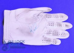 Craig Stadler (1982 Masters Winner and 1973 US Amateur Champion) players worn signed golf glove --