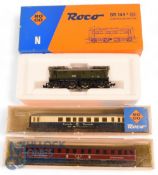 Roco 'N' Gauge 02154s DB Class BR 144.5 Electric Locomotive. Together with 2 Coaches 02274E,
