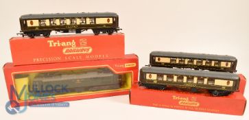 Hornby BR 27 Class Locomotive No 27002 together with 3 pullman coaches Jane, Mary, Anne (4)