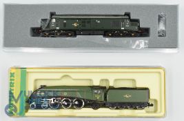 N Gauge Model Railway - Graham Farish / 371-451 Class Diesel D6707 BR Green and Minitrix 12947 The
