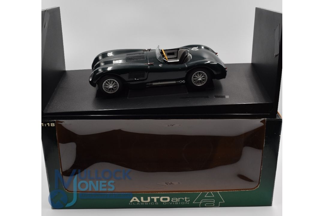 Auto Art Classic Division 1:18 Jaguar C Type - Detailed scale model for adult collector's mint - Image 1 of 3