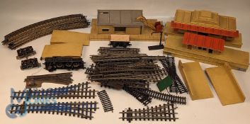 Hornby Dublo Station. Together with Works Shed 46917 BR Loco, quantity of track together with an