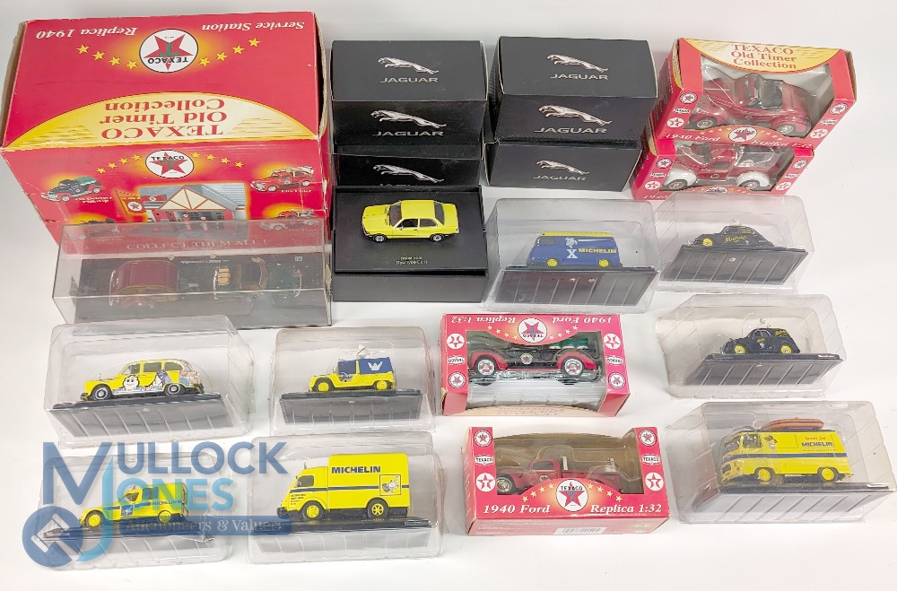 Texaco Old Timer Collection Diecast Vehicles. 1940 Replica Service Station with 4 vehicles