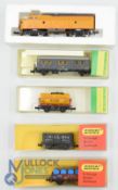 N Gauge Model Railway - Minitrix Locomotive 12966 Union Pacific, Rolling Stock to include Minitrix