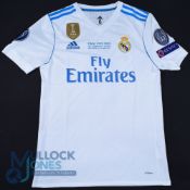 Real Madrid FC home football shirt 2018 Champions League Final #8 Kroos, Size L, Adidas / Fly