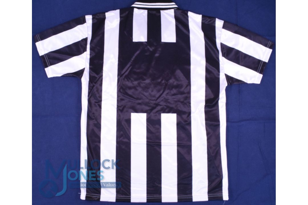 Elgin City FC Home Football Shirt - 1999/2000, Size XL, Errea / Gordon Williamson, Black and White - Image 2 of 2