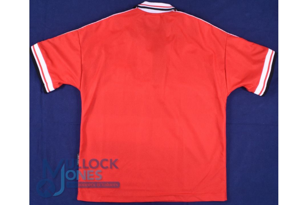 Manchester United FC home football shirt 1998-2000, Size Height 164 cm Y = 92, Pit to pit is 20.5’’, - Image 2 of 2