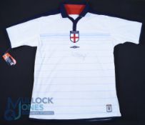 England FC Home Football Shirt 2003-2004 with an unknown autograph on front, Size M, Reversible,