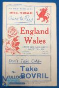 1930 Wales v England Rugby Programme: Standard interesting Welsh multi-page issue with pics and