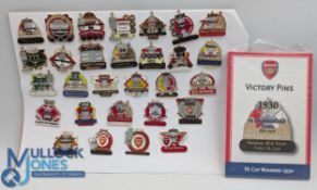 Arsenal Metal Football Victory Pin Badges by Danbury Mint, 29 loose badges with 26 collectors