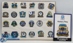 Everton Metal Football Victory Pin Badges by Danbury Mint, 24 loose badges with 24 collectors cards