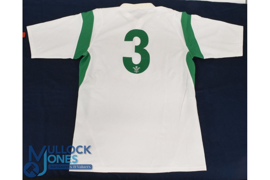 2005 White Wales no.3 Match-Prepared Rugby Jersey: Unnamed loose-head prop's short sleeved issue. - Image 2 of 2