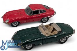 2x 1961 Jaguar E-Type Roadster by Franklin Mint - 1/24th scale model by Franklin Mint, depicting