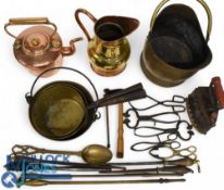 Brass and copper metalware, to include jam pot, heavy saucepans, coal bucket, coal hammer, coal