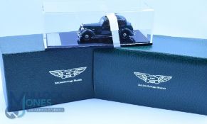 British Heritage Models - Majesty classics MC 01 1938 Rover P2 6 Light Saloon in Deluxe Box