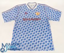Football Shirt Manchester United FC 1990-1992. Short Sleeved Away Shirt by Adidas size 42-44