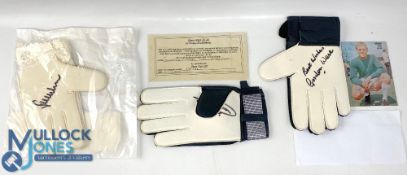 Football Signed Goal Keepers Gloves To include Tim Flowers, Paul Robinson, Gordon West including a