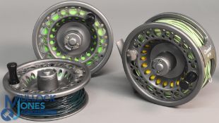 Snowbee Classic 7/8 fly reel and 2x spare spools in grey finish, with counter balance, rear drag