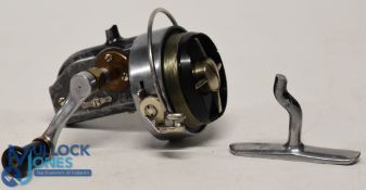 Hardy Altex No.1, Mk4 RHW spinning reel with damage, Bakelite spool is chipped, foot stem broken,
