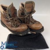 Vision Extreme Wadding Boots, size UK 10 leather uppers with felt studded soles, with carry mesh