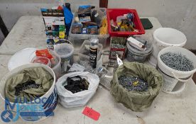 Hardware - Construction - Galavanished assorted nails, joints hangers, chipboard screws, screws,
