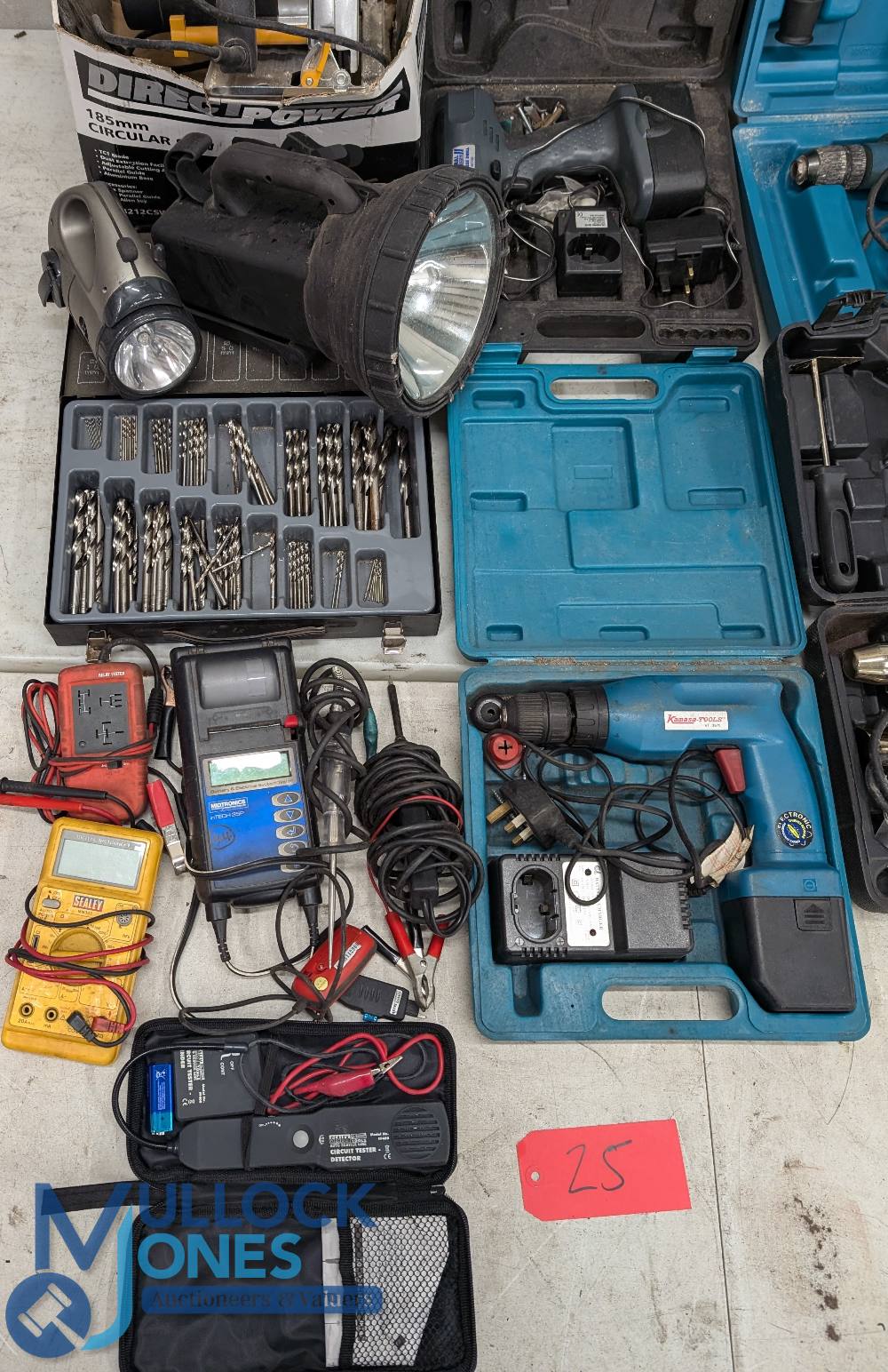 Power Tools (5) to include Direct Power 185mm circular saw, Makita hammer drill, 2x other drills, - Image 3 of 4